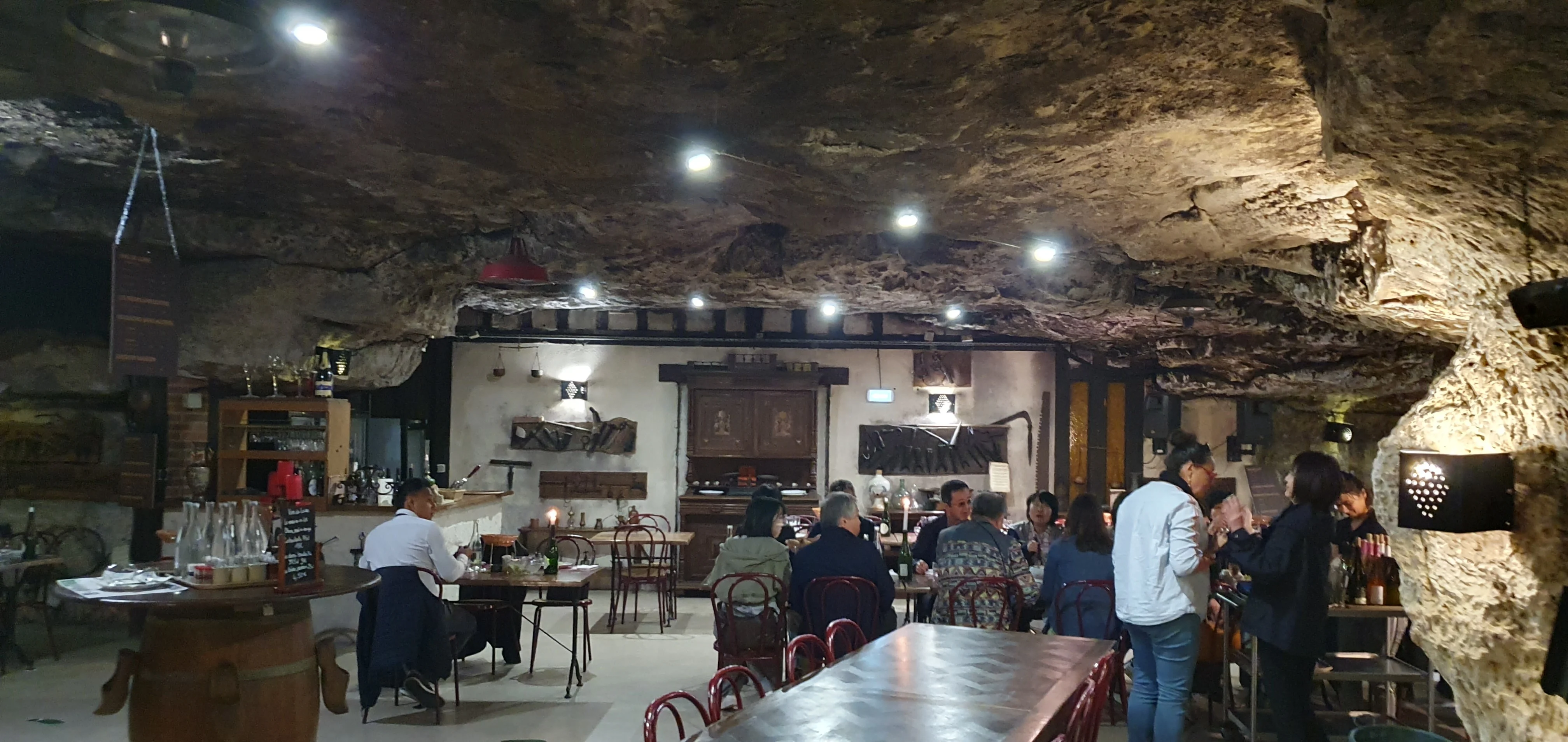 déjeuner dans la cave aux Fouées AMBOISE