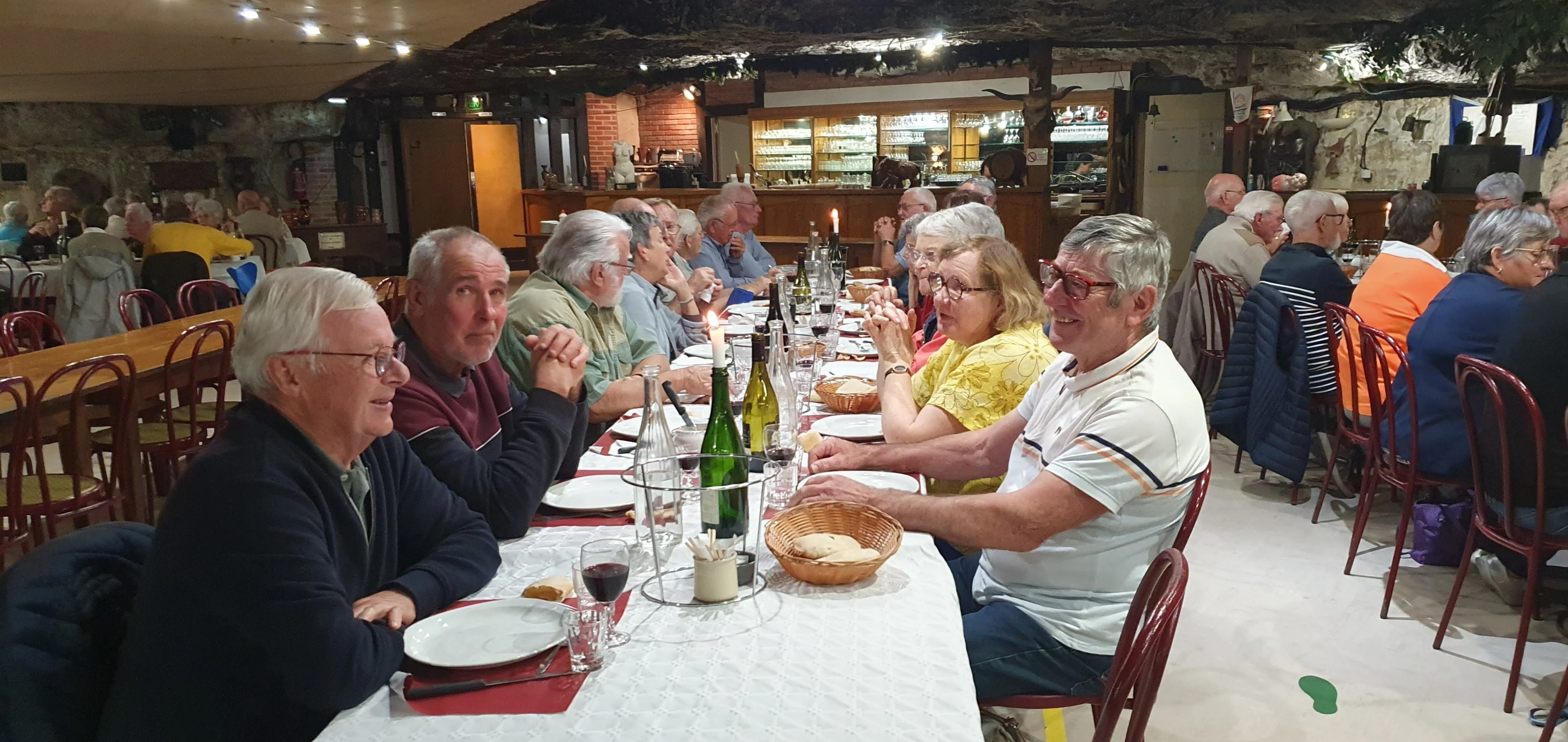déjeuner dans la cave aux Fouées AMBOISE